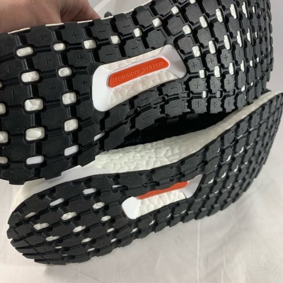 Adidas ultraboost x terrain - Picture 2 of 4